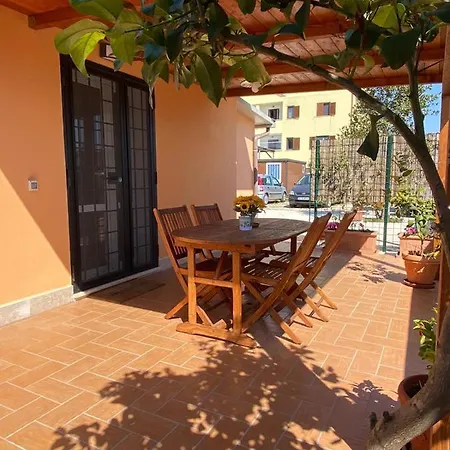 Apartment The House Fiera Di Roma Aeroporto Fiumicino *